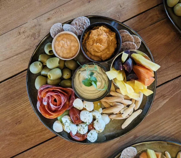Café Partagé Eten op tafel